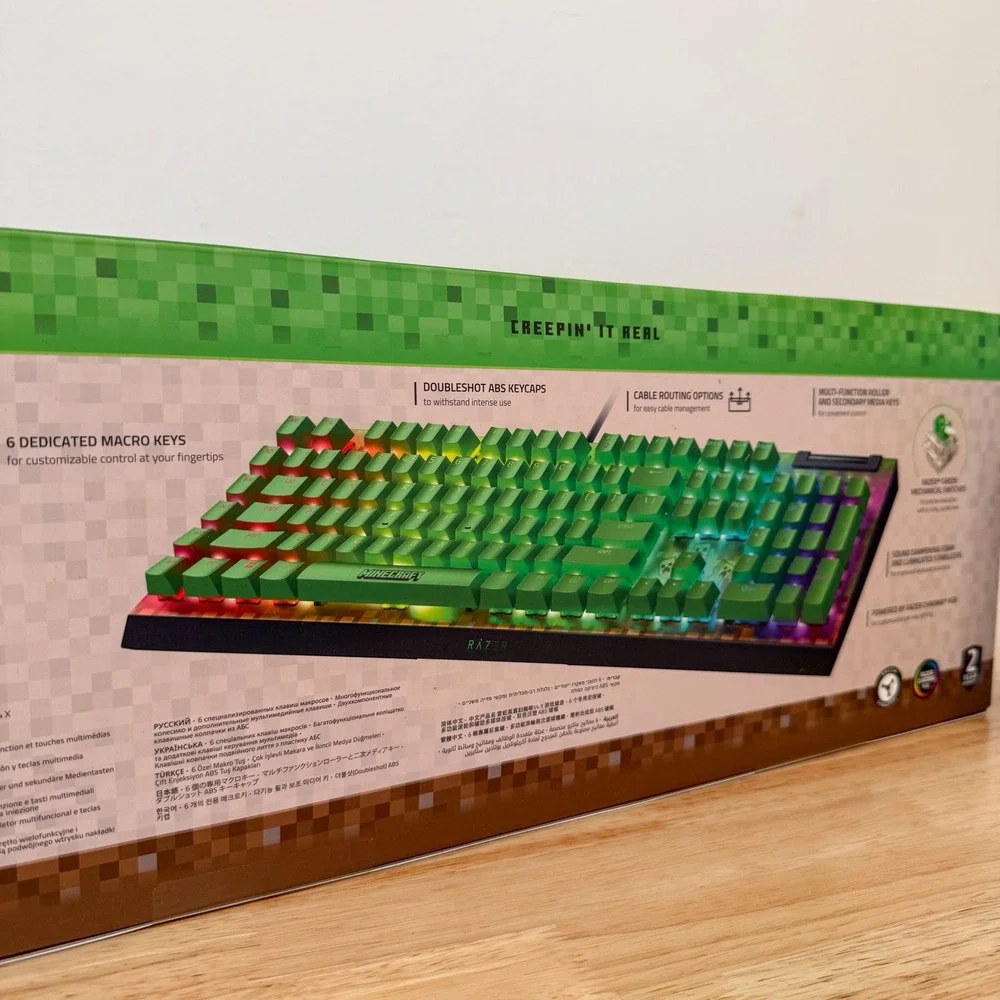 Razer Minecraft Blackwidow V4 X Keyboard & Cobra Gaming Mouse | New - Sealed